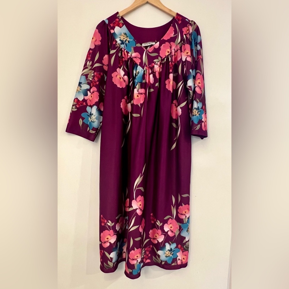 Vintage Anthony Richards Floral v-neck house Dress 3/4 Sleeves maroon moo moo